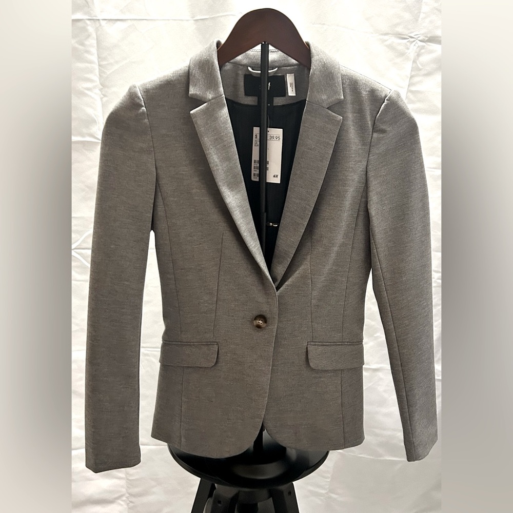 NWT, H&M light grey blazer, size 2